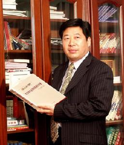 中华全国教育家协会副会长、武昌理工学院校长 赵作斌