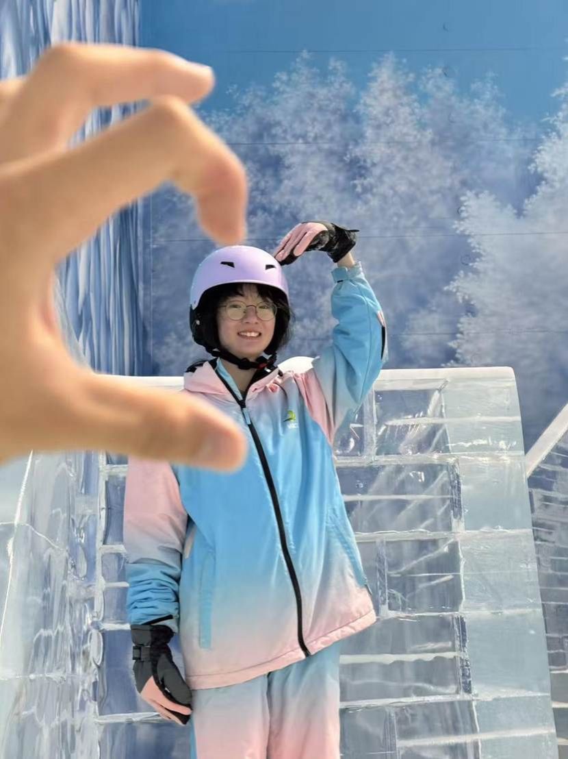 1032204010A37CA43267956342E7D4B5