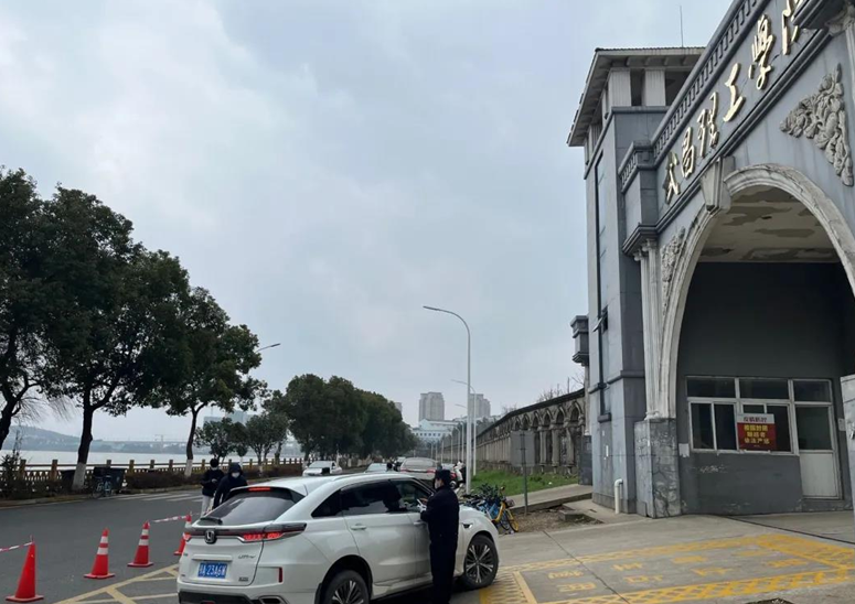 同心协力 美丽瞬间 武昌理工学院开学工作稳定有序