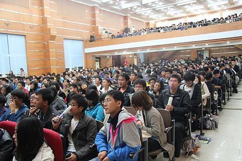 “相信未来”武汉站：每天坚持多一点，向着目标近一点
